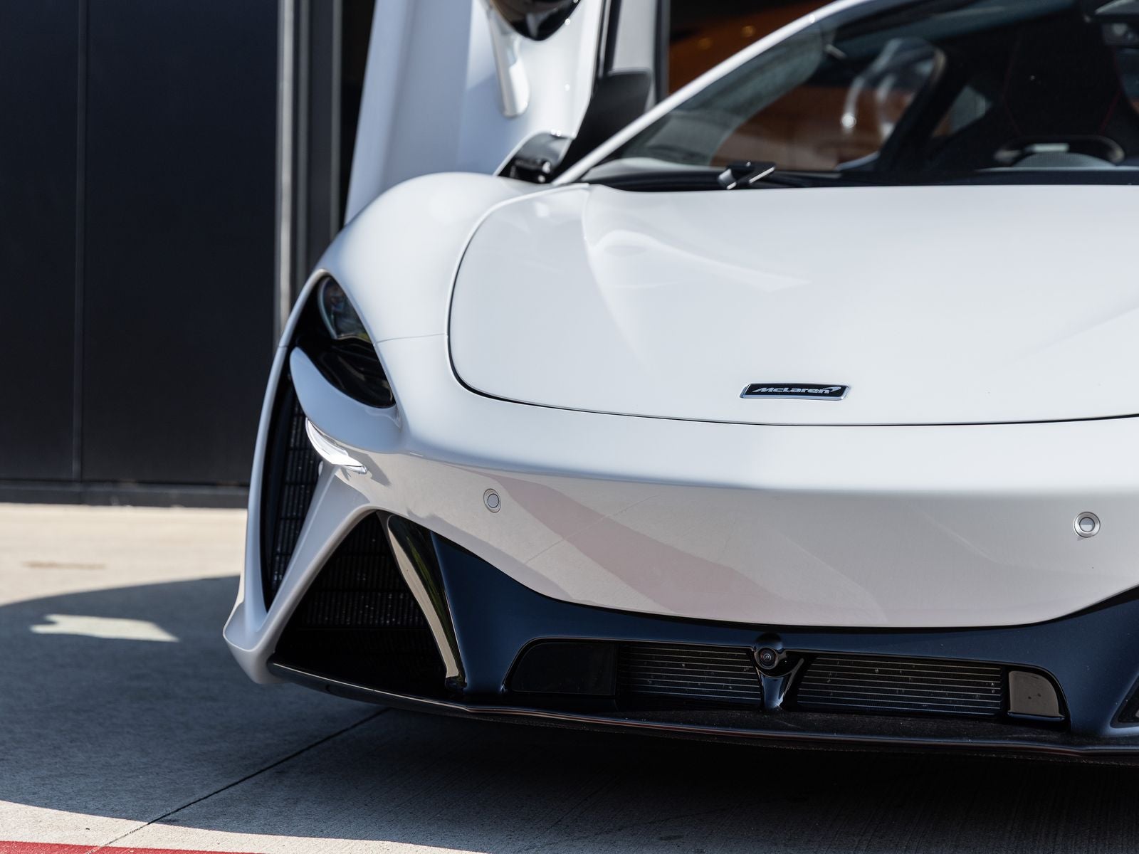 2024 McLaren Artura Base