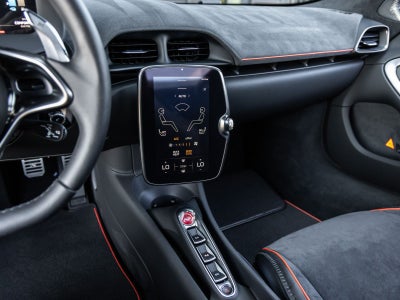 2024 McLaren Artura Base