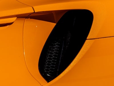 2023 McLaren Artura Base