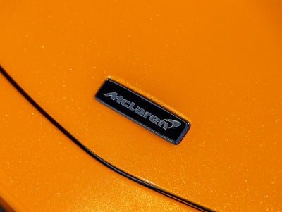 2023 McLaren Artura Base