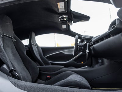 2023 McLaren Artura Base