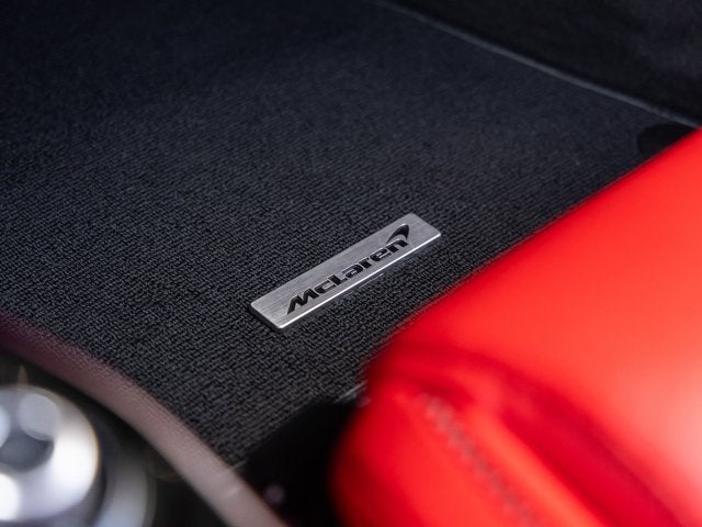 2022 McLaren GT Base