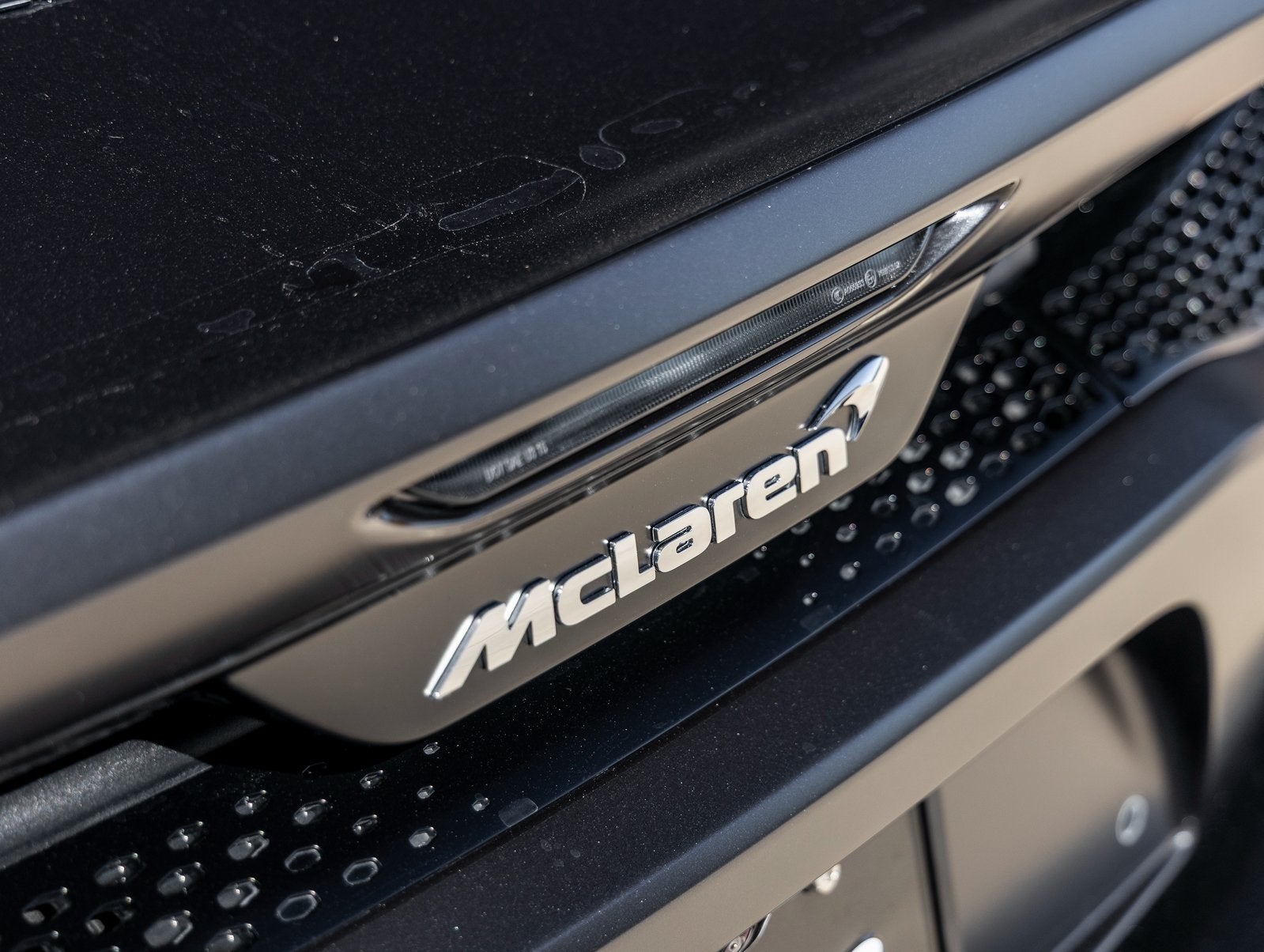 2022 McLaren GT Base