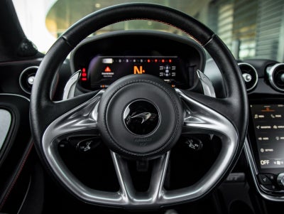 2022 McLaren GT Base