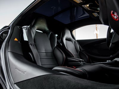 2022 McLaren GT Base