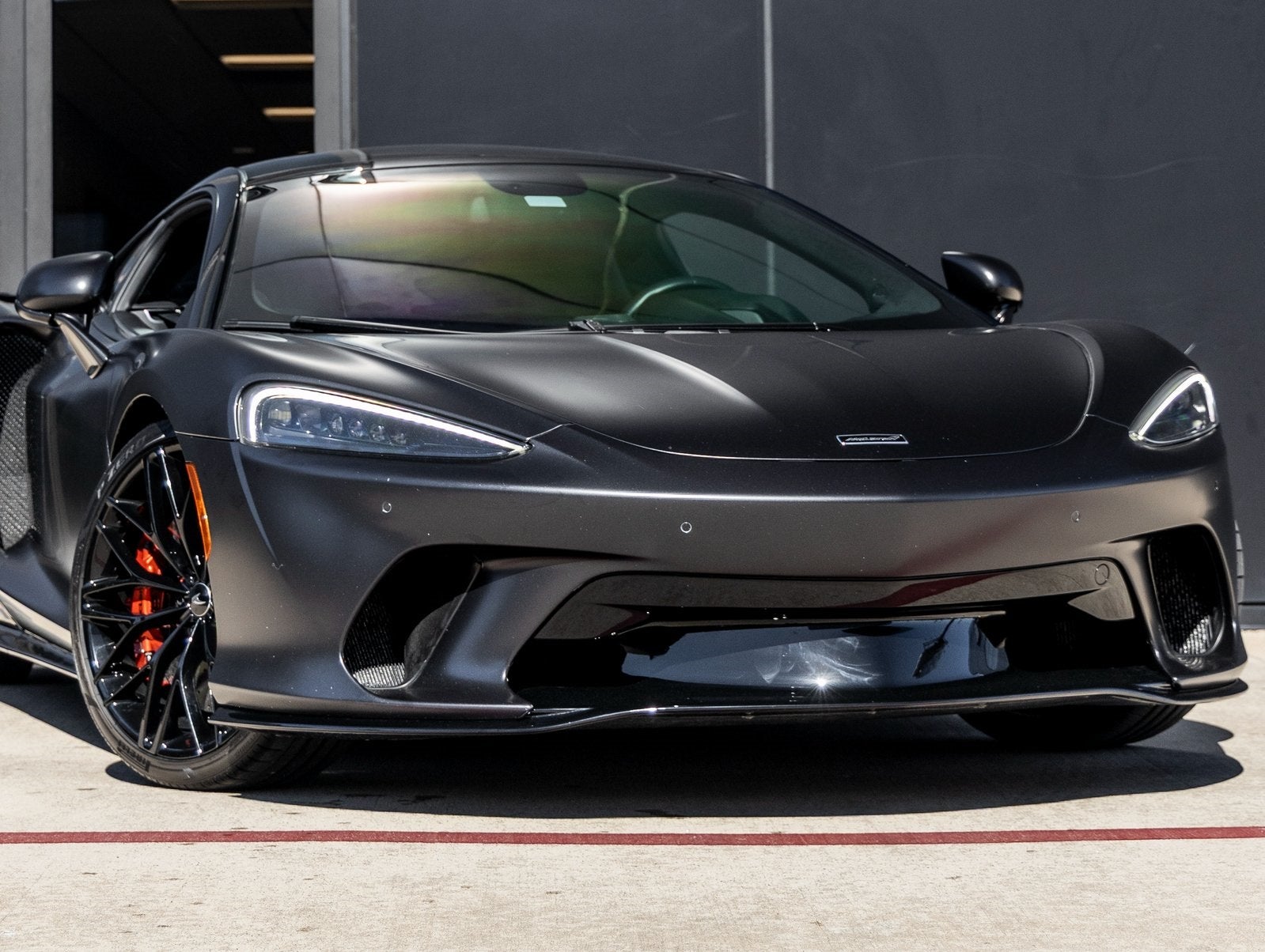 2022 McLaren GT Base