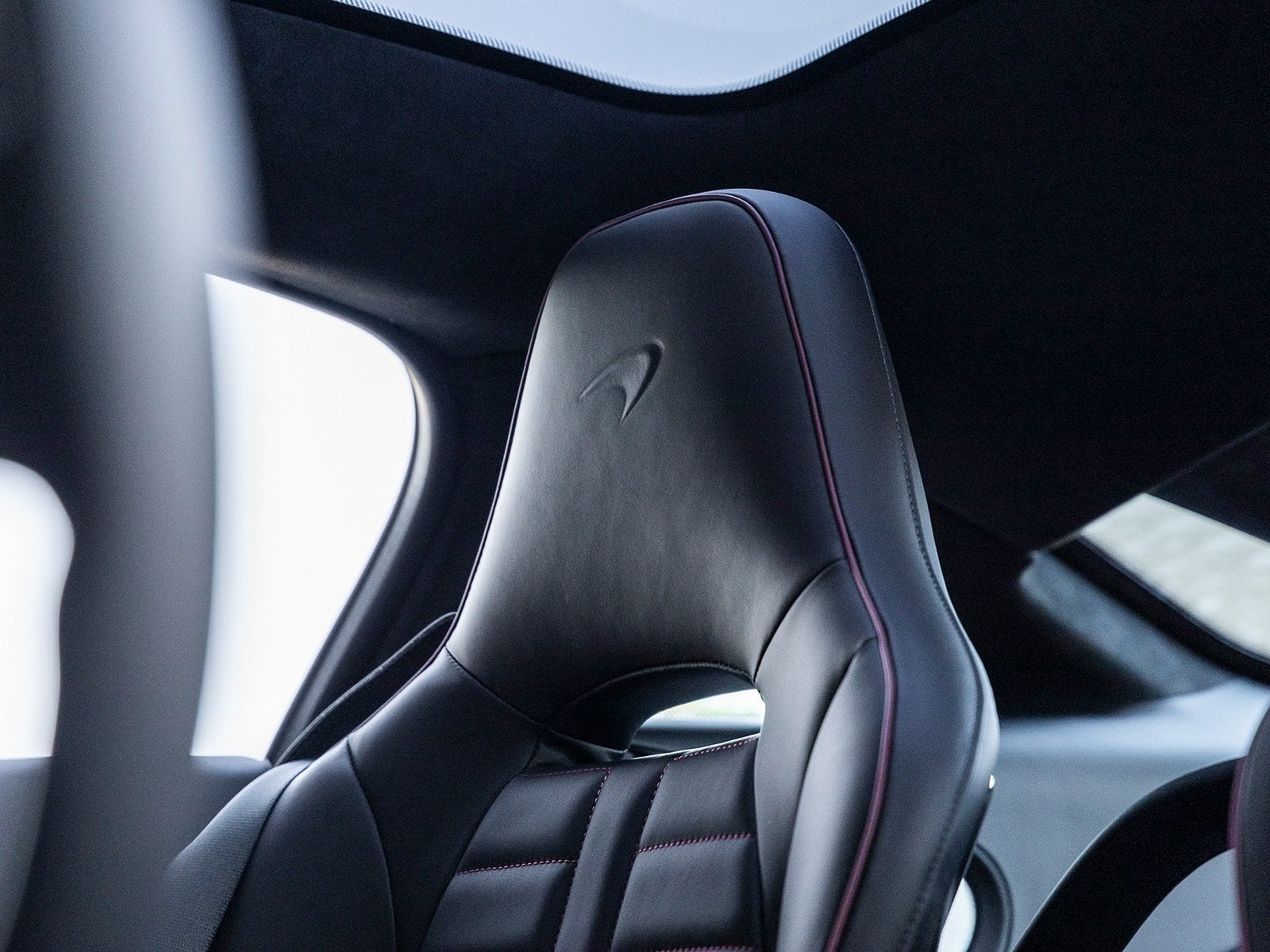 2025 McLaren GTS Base