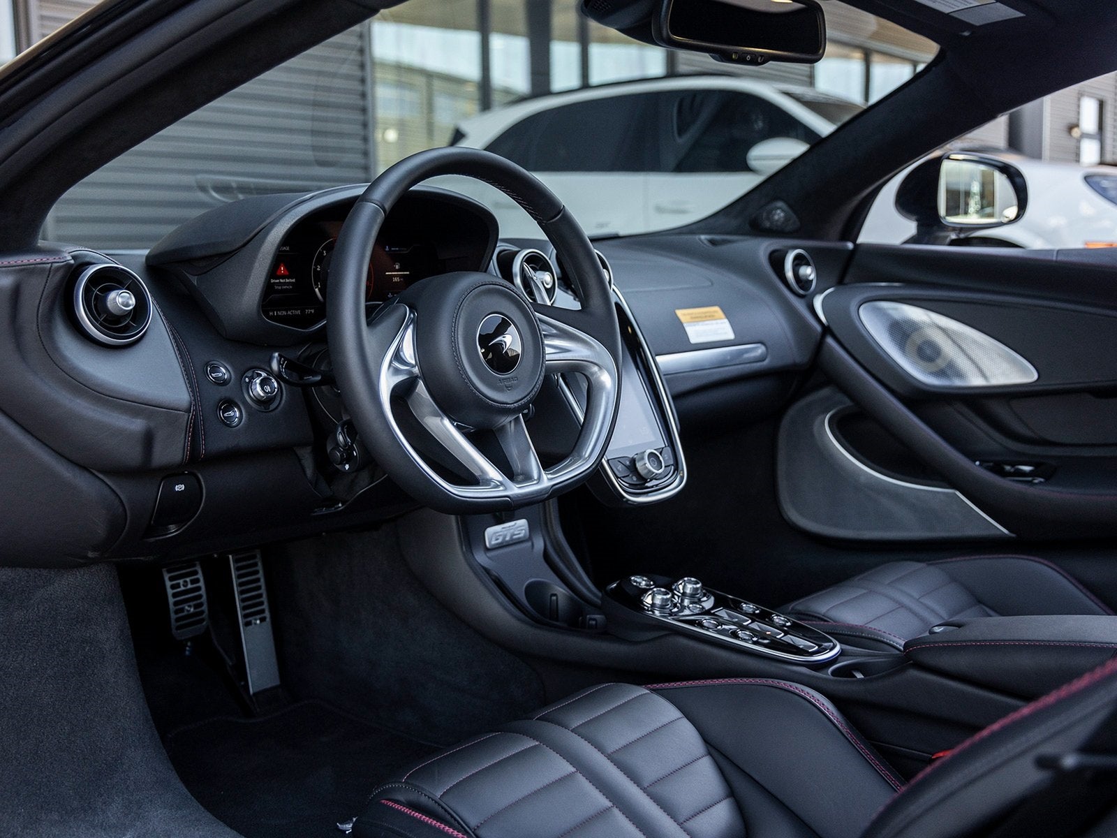 2025 McLaren GTS Base