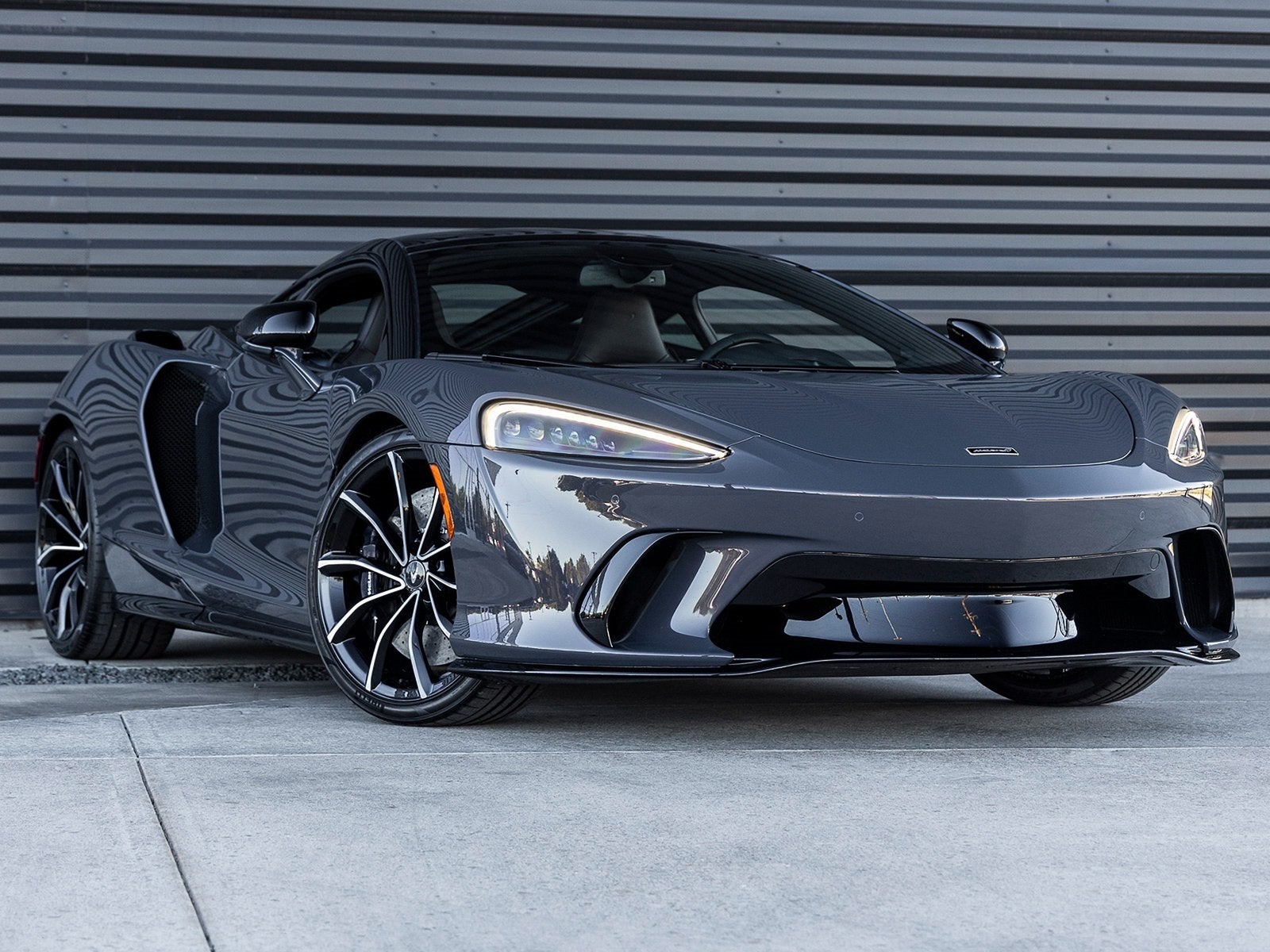 2025 McLaren GTS Base