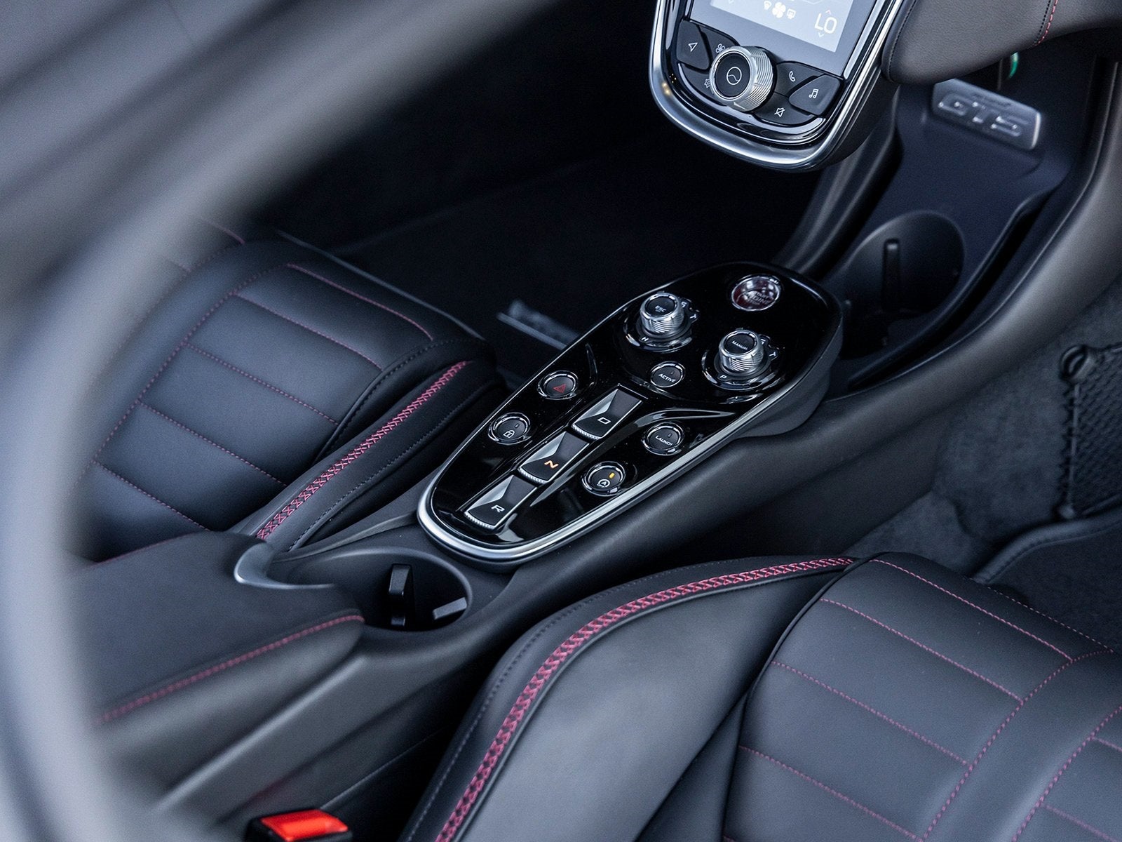 2025 McLaren GTS Base