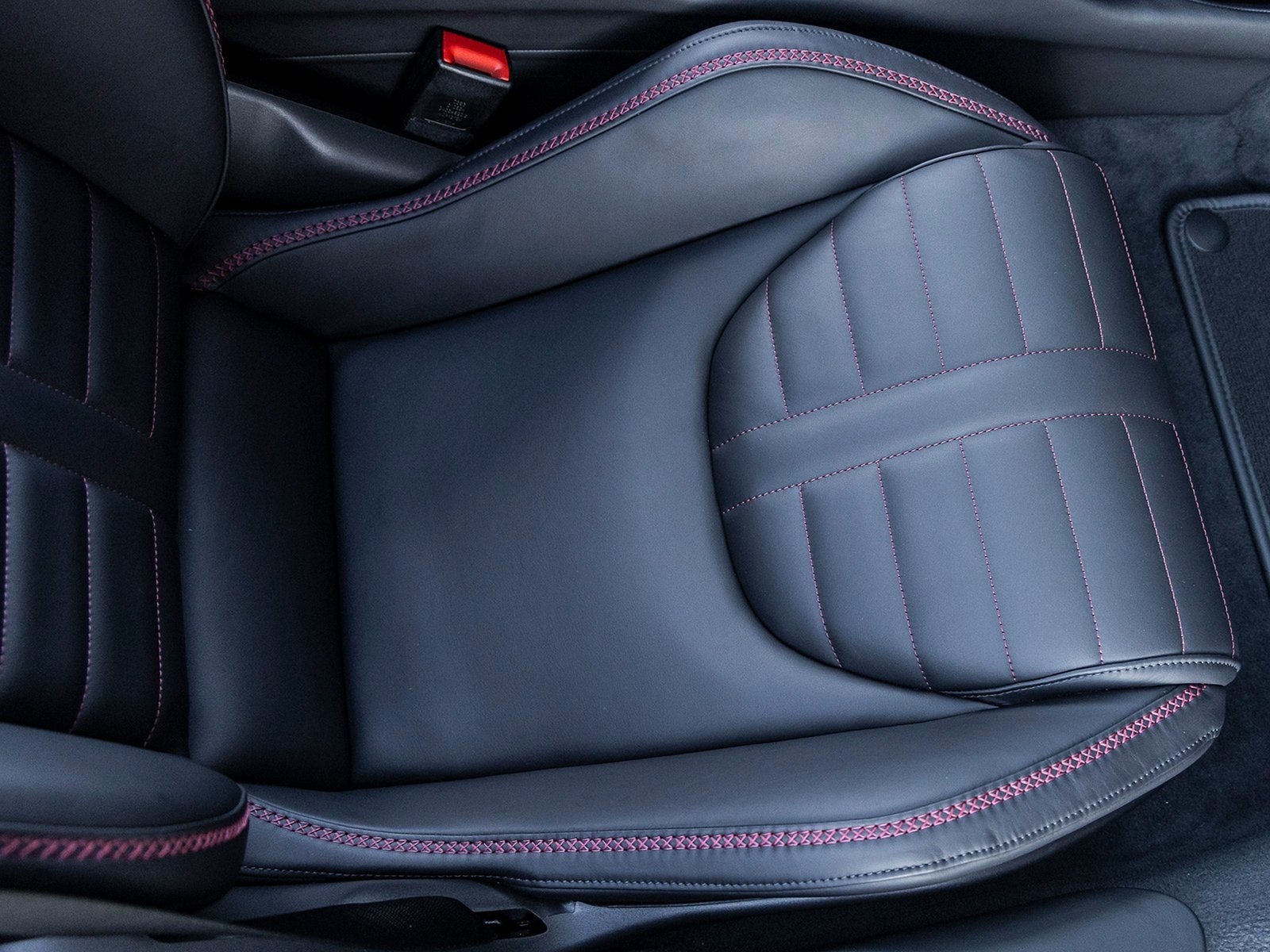 2025 McLaren GTS Base