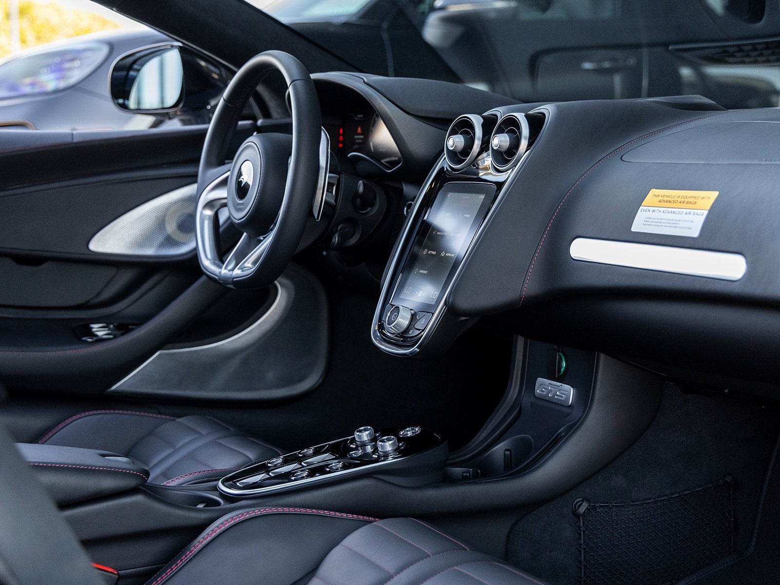 2025 McLaren GTS Base