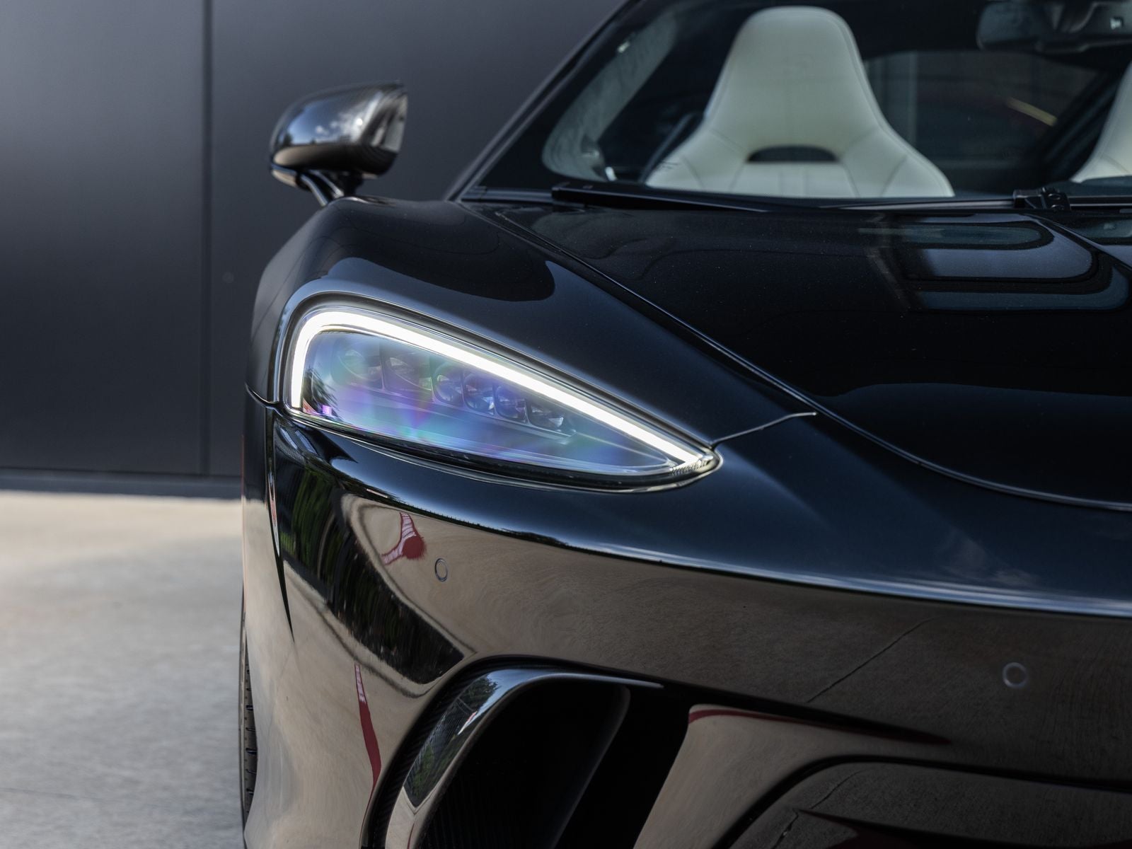 2026 McLaren GTS Base