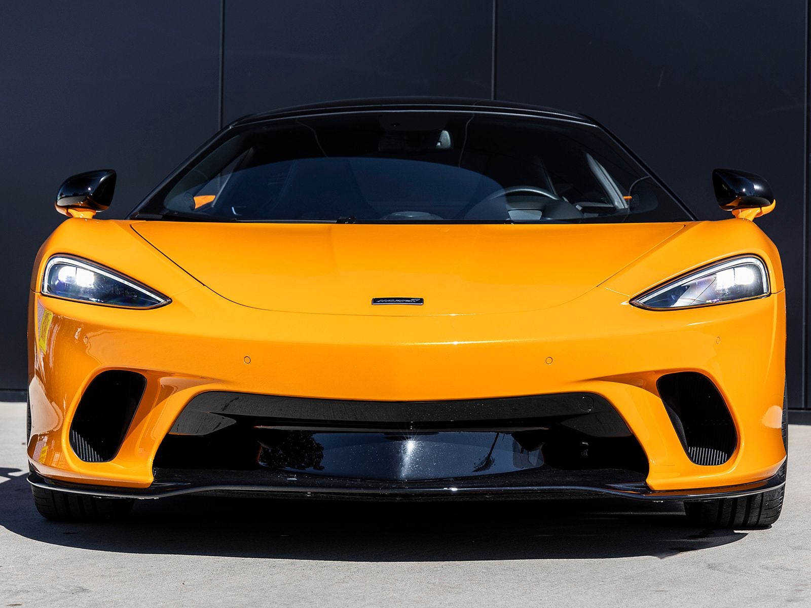 2021 McLaren GT Base