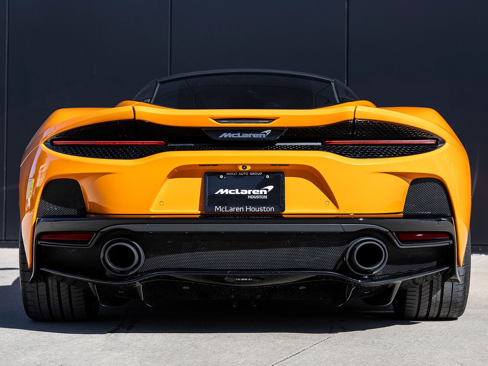 2021 McLaren GT Base