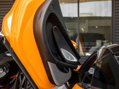 2022 McLaren GT Base