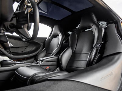 2022 McLaren GT Base