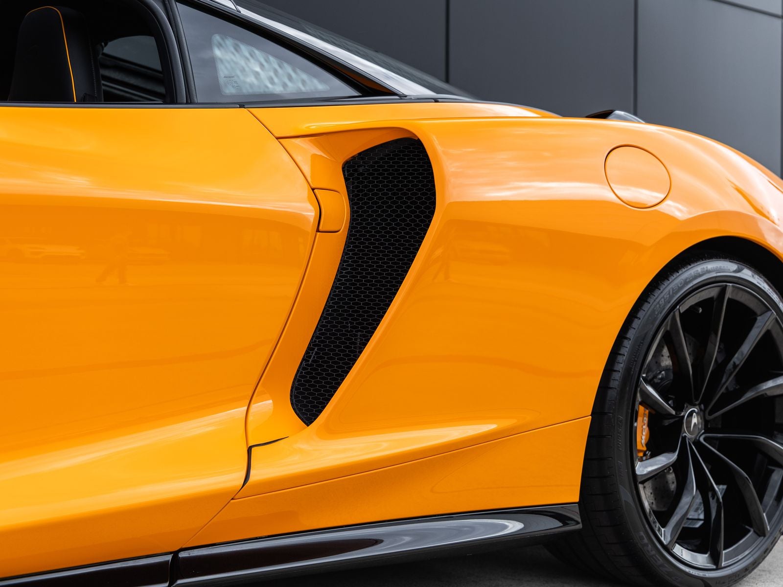2026 McLaren GTS Base