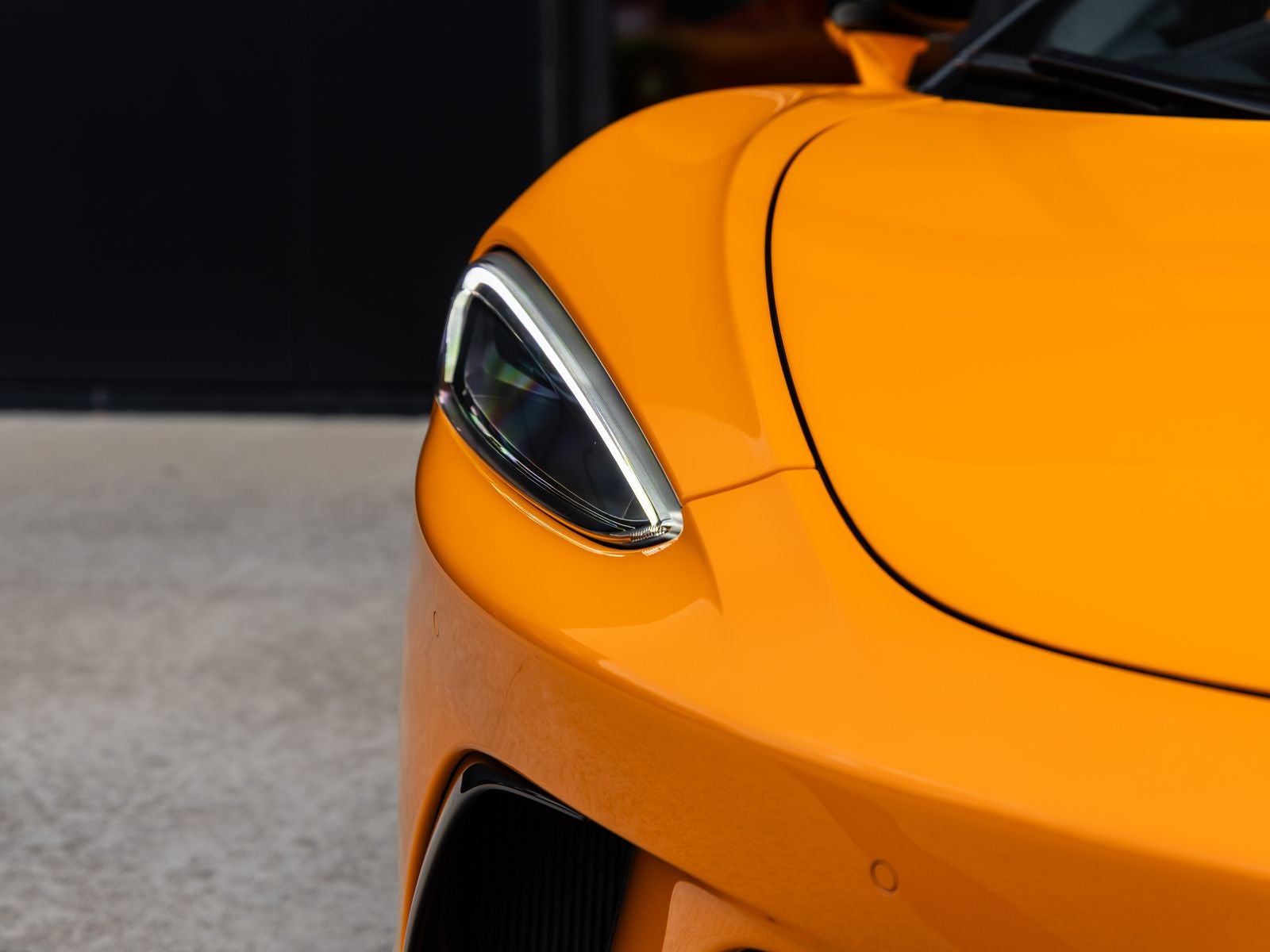 2026 McLaren GTS Base