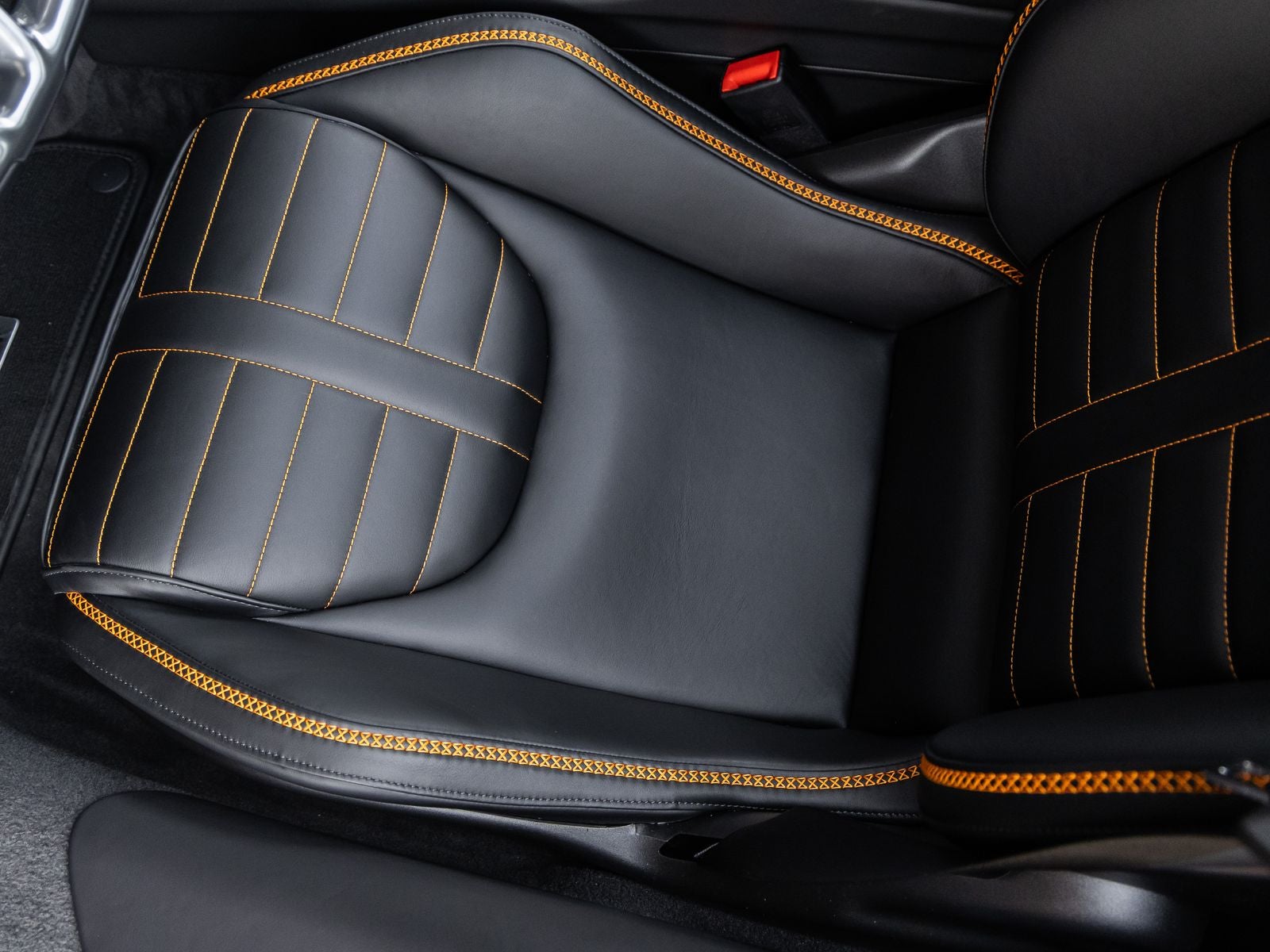 2026 McLaren GTS Base