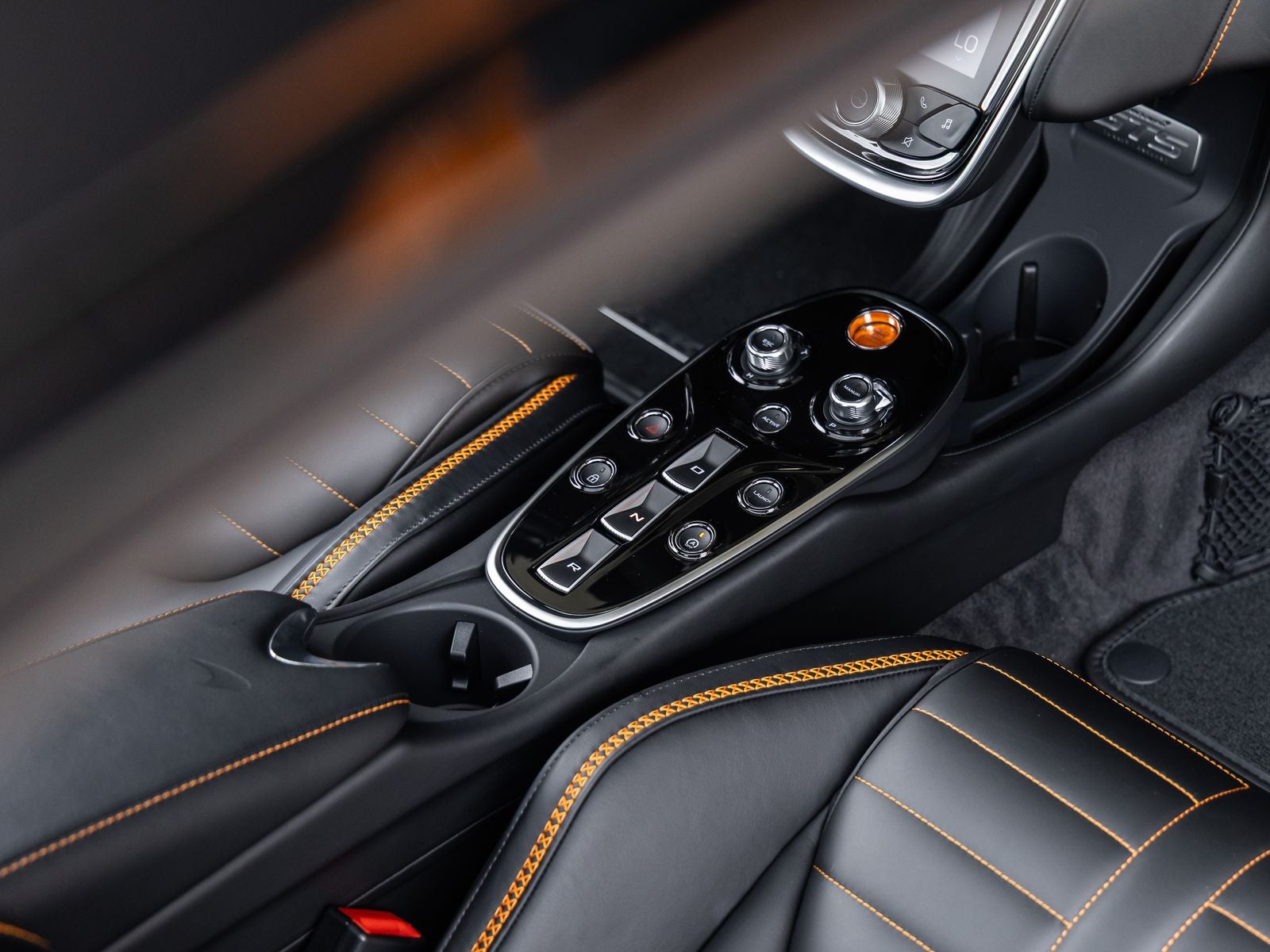 2026 McLaren GTS Base
