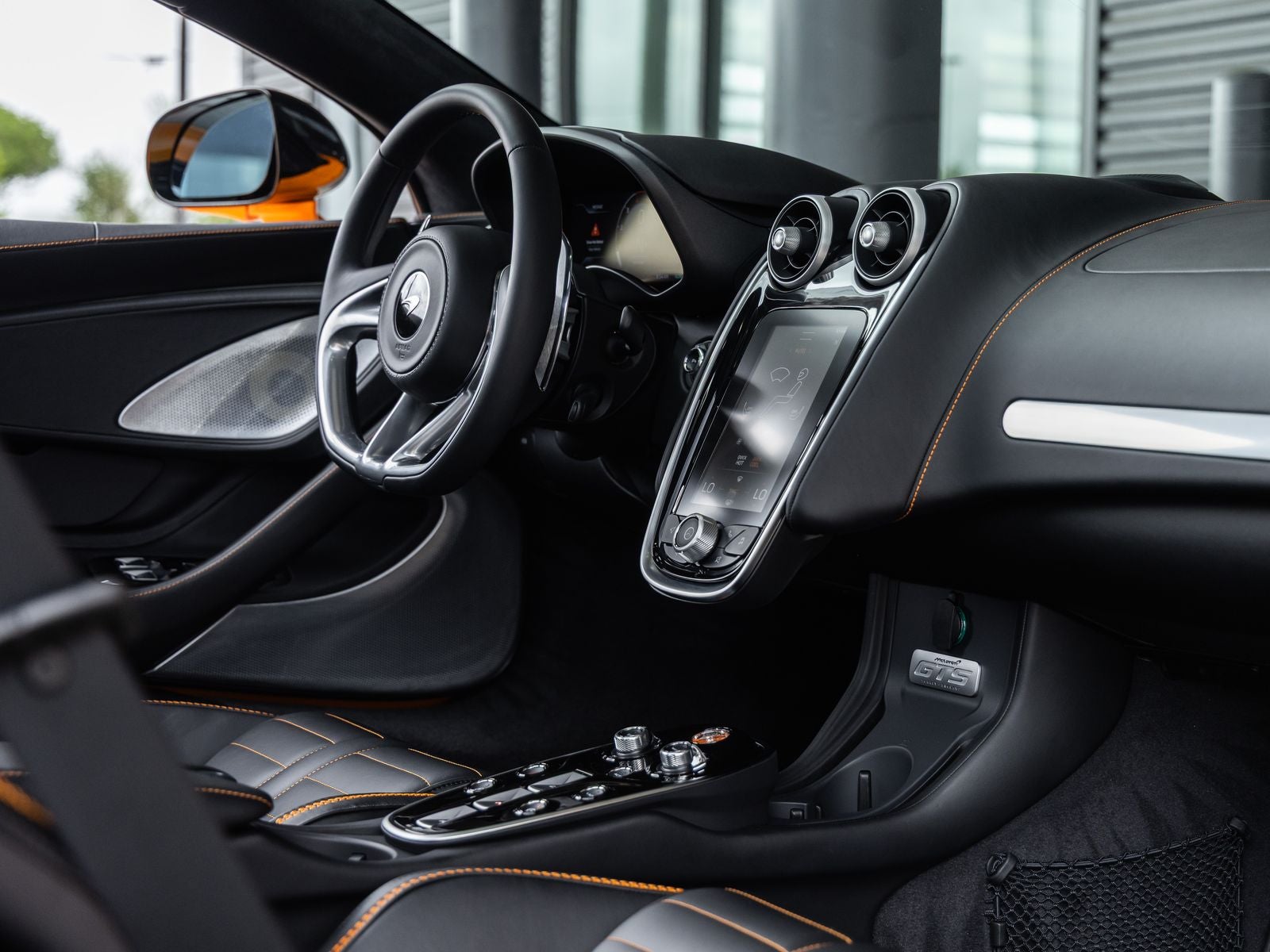 2026 McLaren GTS Base