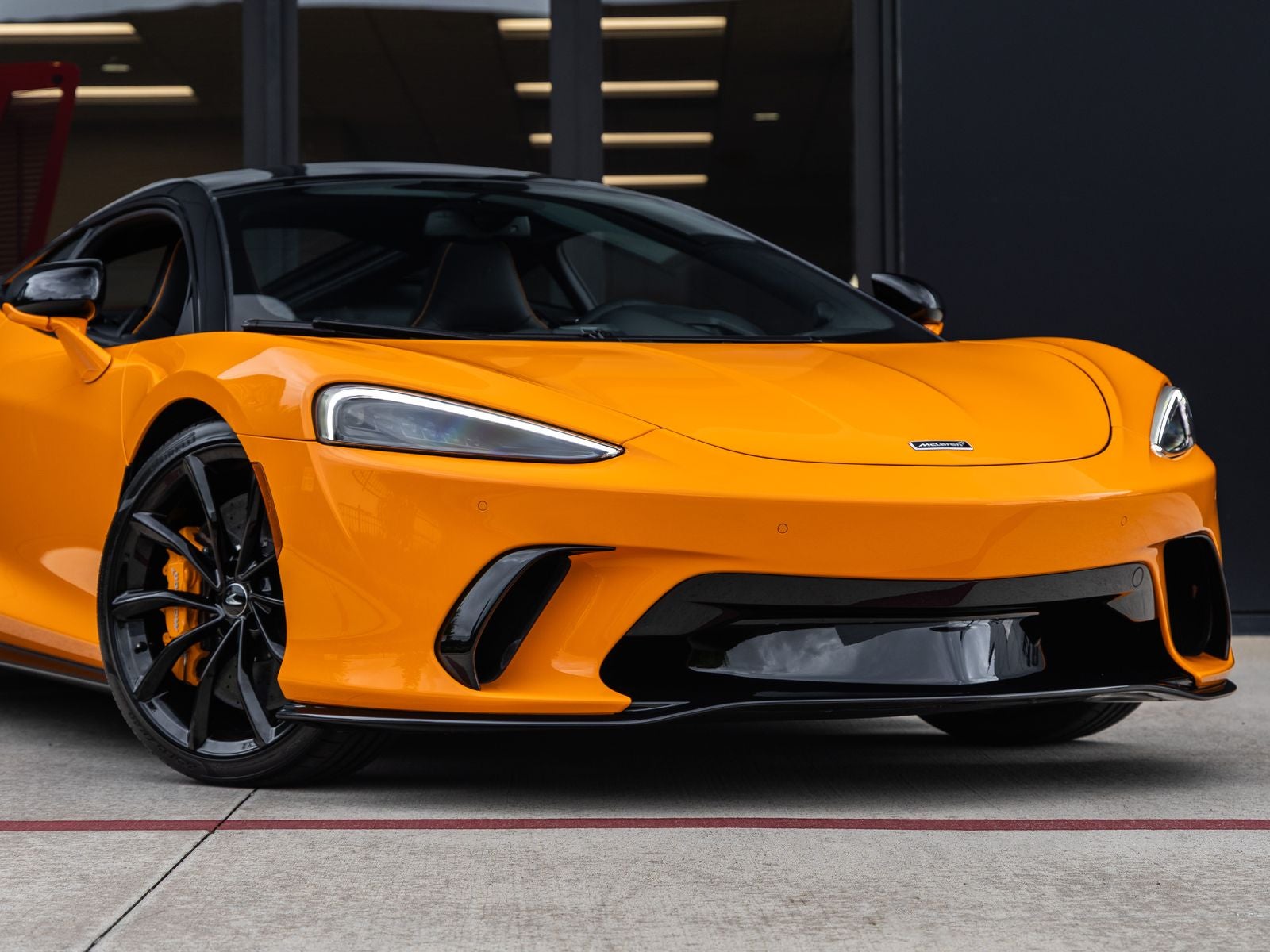 2026 McLaren GTS Base