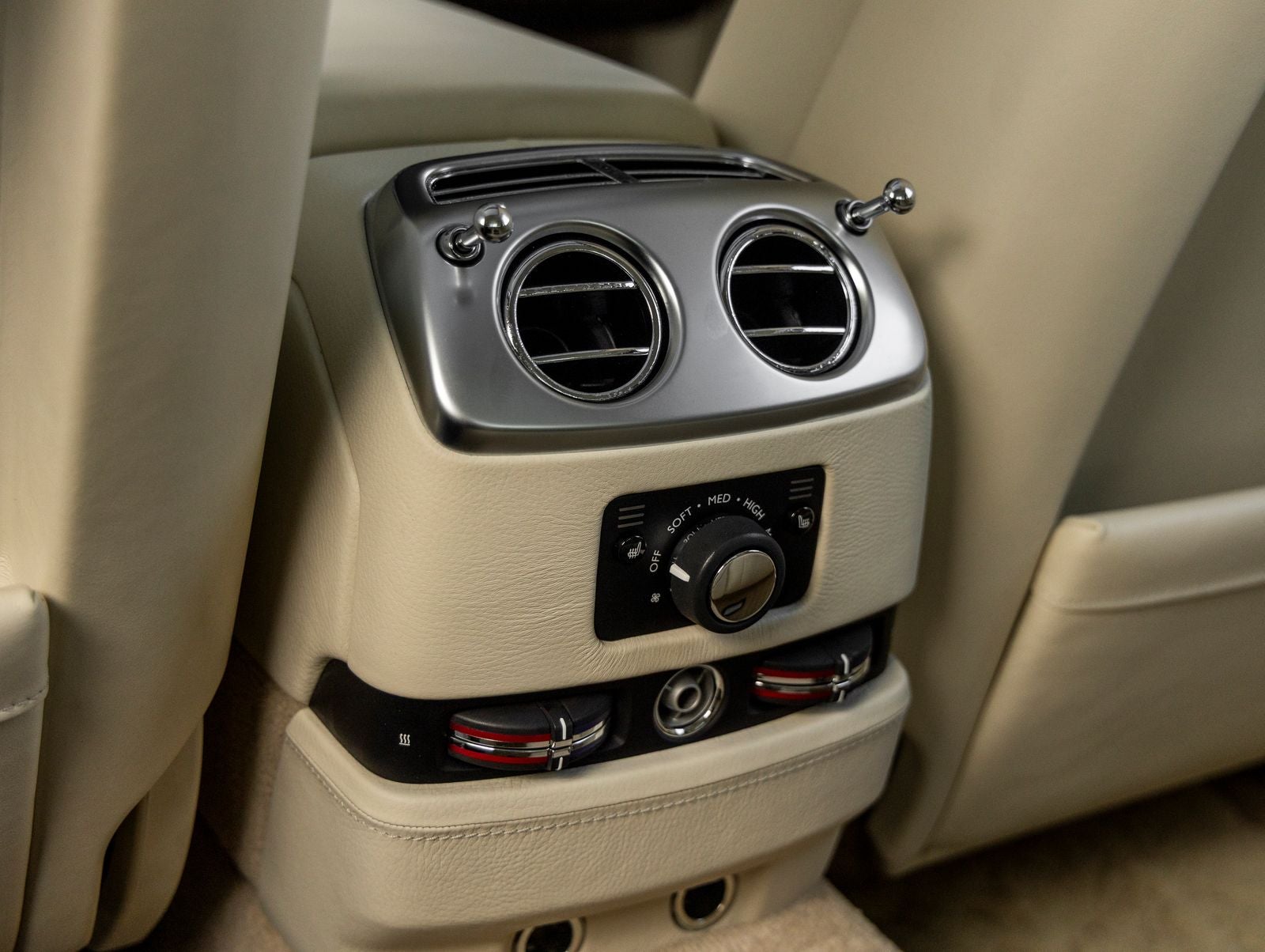 2015 Rolls-Royce Ghost Base