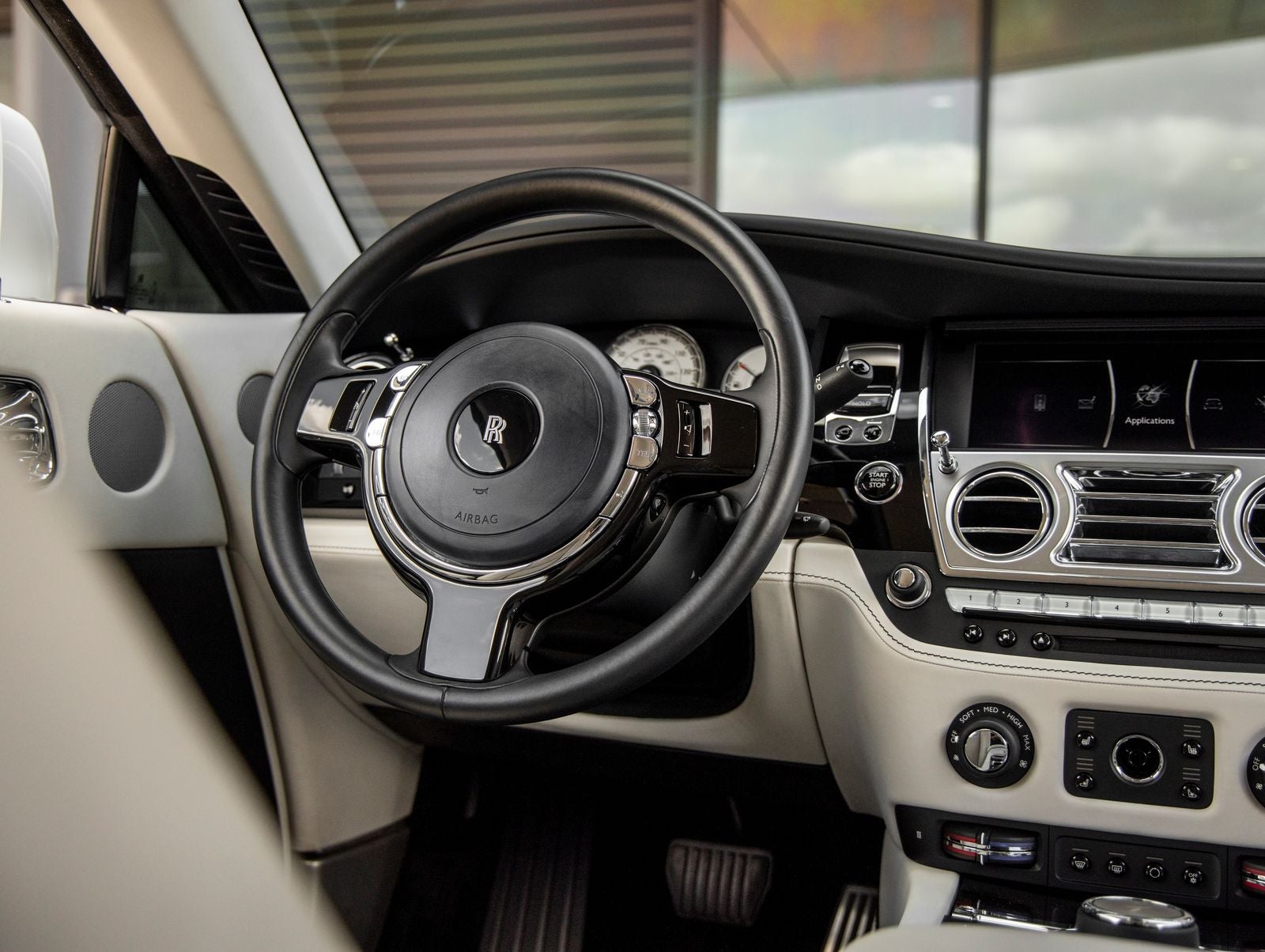 2018 Rolls-Royce Wraith Base