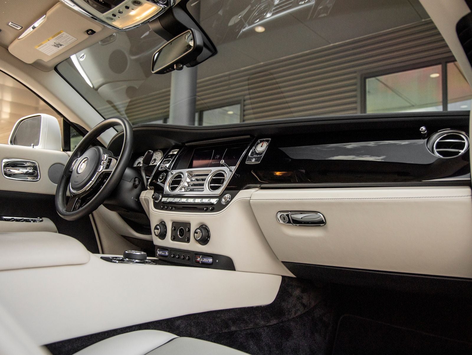 2018 Rolls-Royce Wraith Base