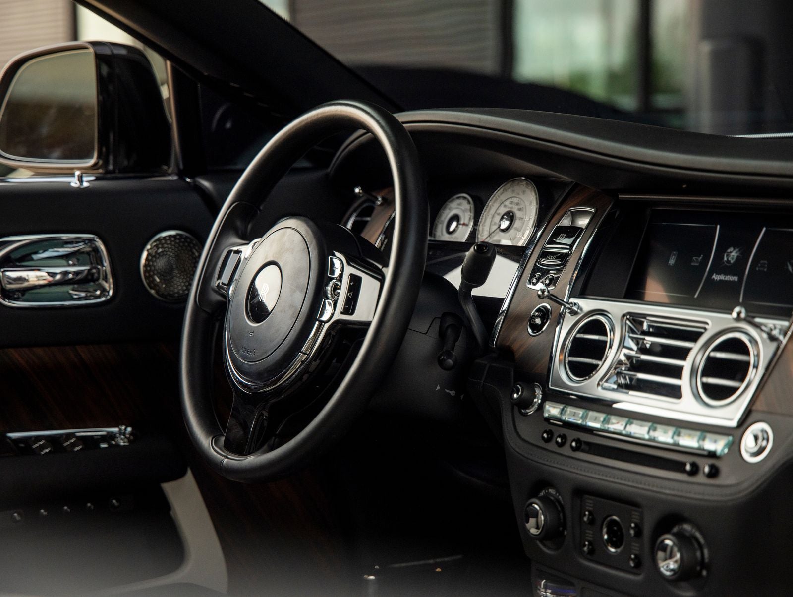 2019 Rolls-Royce Wraith Base