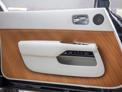 2016 Rolls-Royce Dawn Base