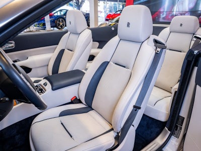 2018 Rolls-Royce Dawn Base