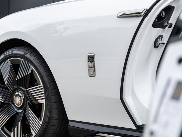 2024 Rolls-Royce Spectre 