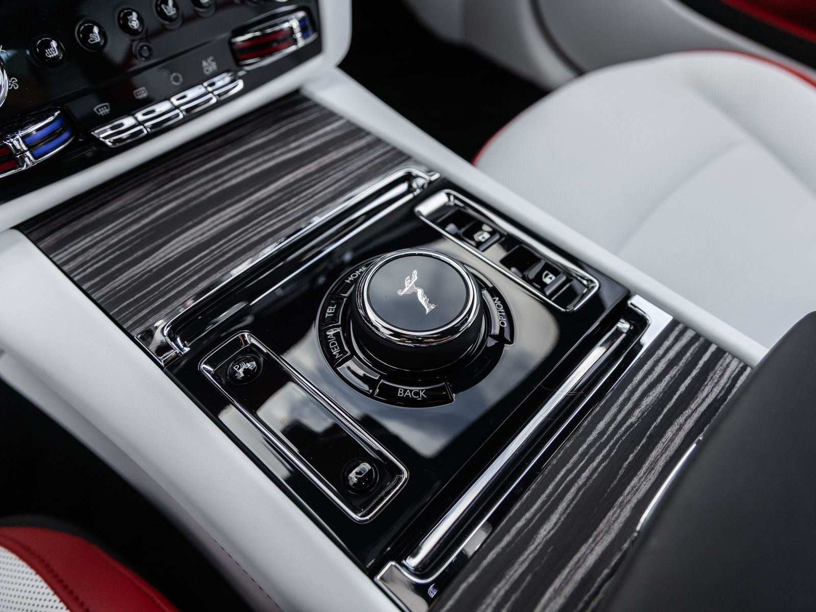 2026 Rolls-Royce Spectre 