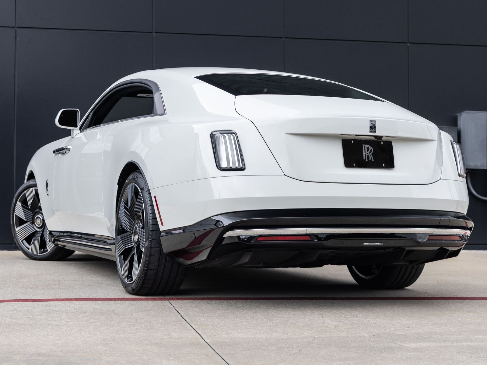 2026 Rolls-Royce Spectre 