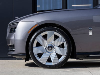 2025 Rolls-Royce Spectre 