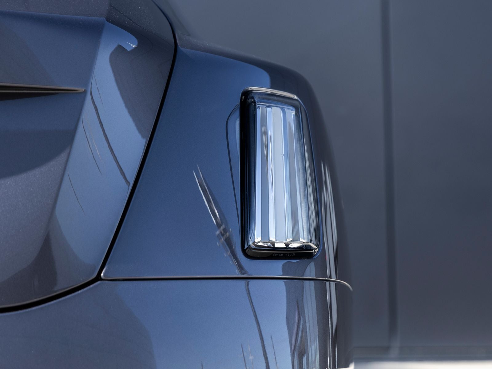 2025 Rolls-Royce Spectre 