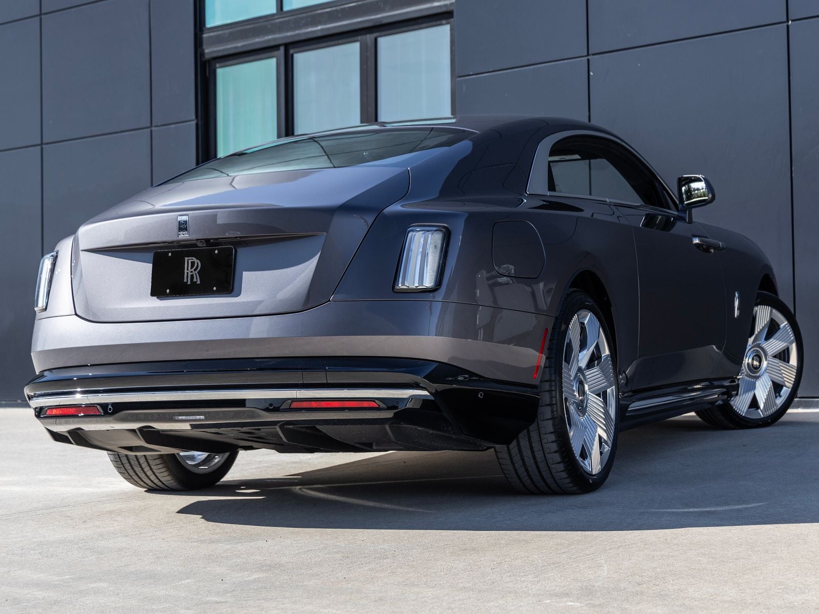 2025 Rolls-Royce Spectre 