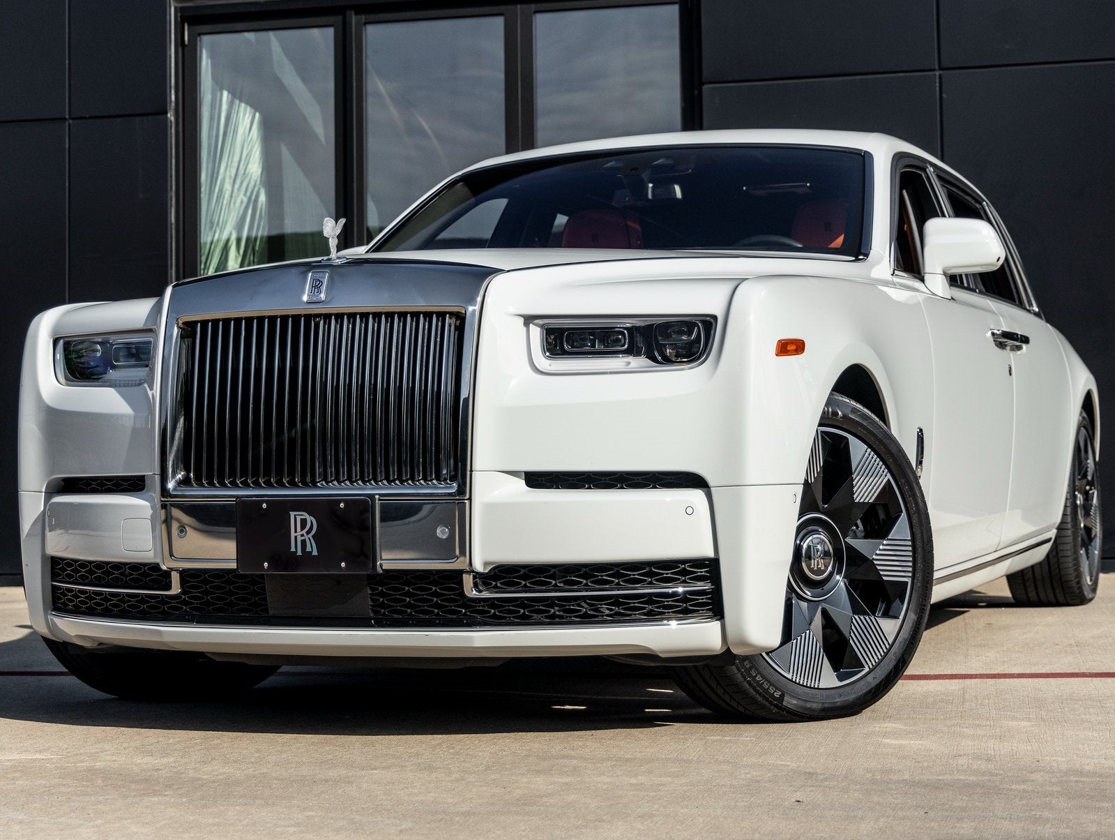 2022 Rolls-Royce Phantom Base