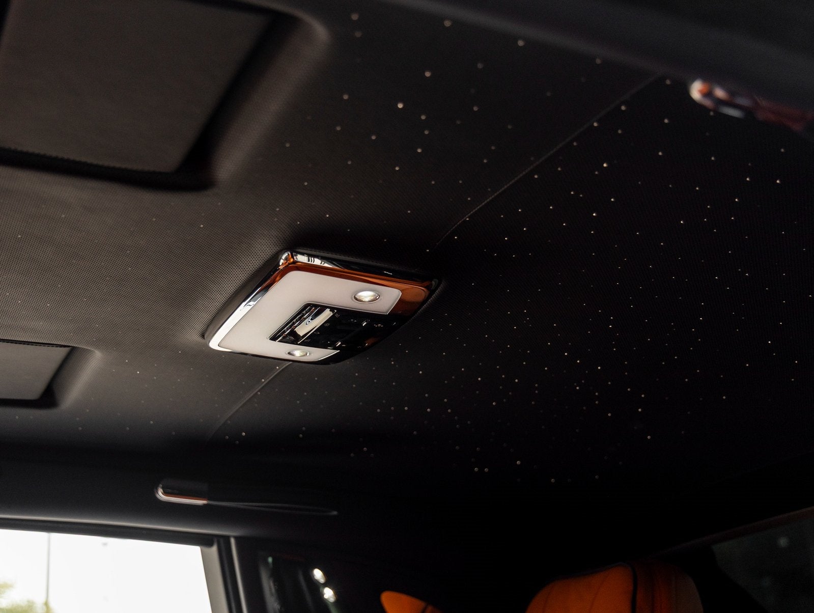 2022 Rolls-Royce Phantom Base