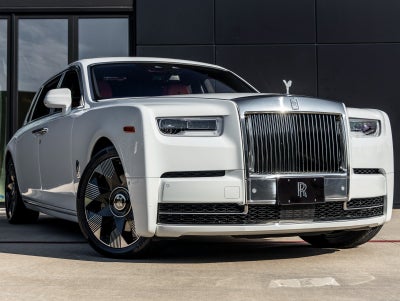 2022 Rolls-Royce Phantom Base
