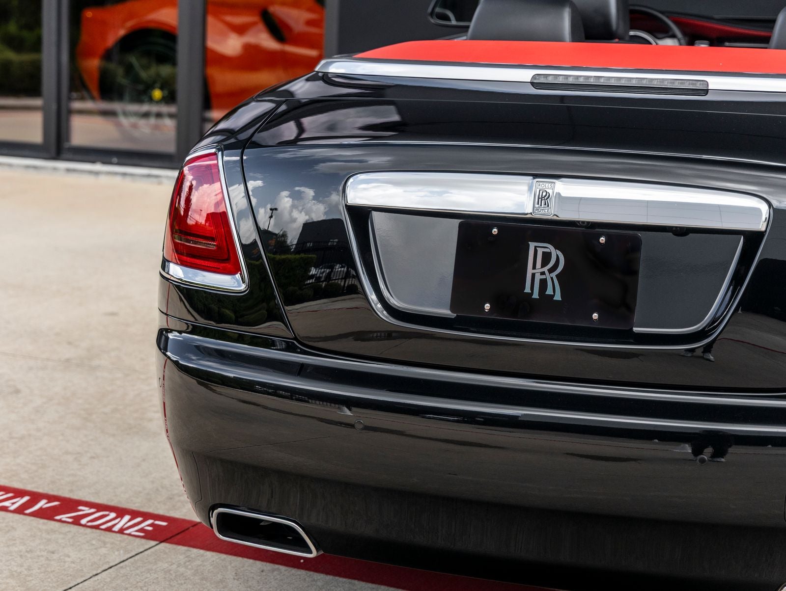 2020 Rolls-Royce Dawn Base