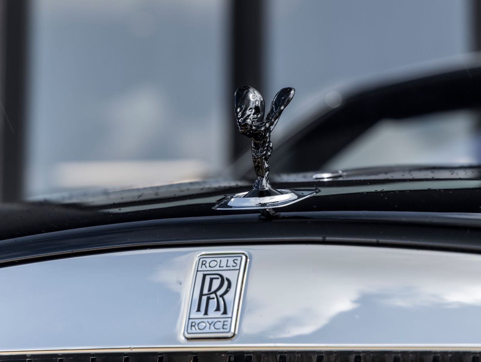 2020 Rolls-Royce Dawn Base