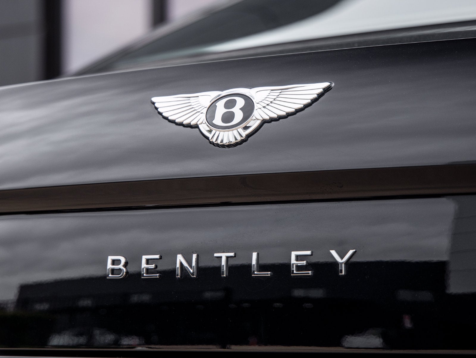 2023 Bentley Flying Spur Azure