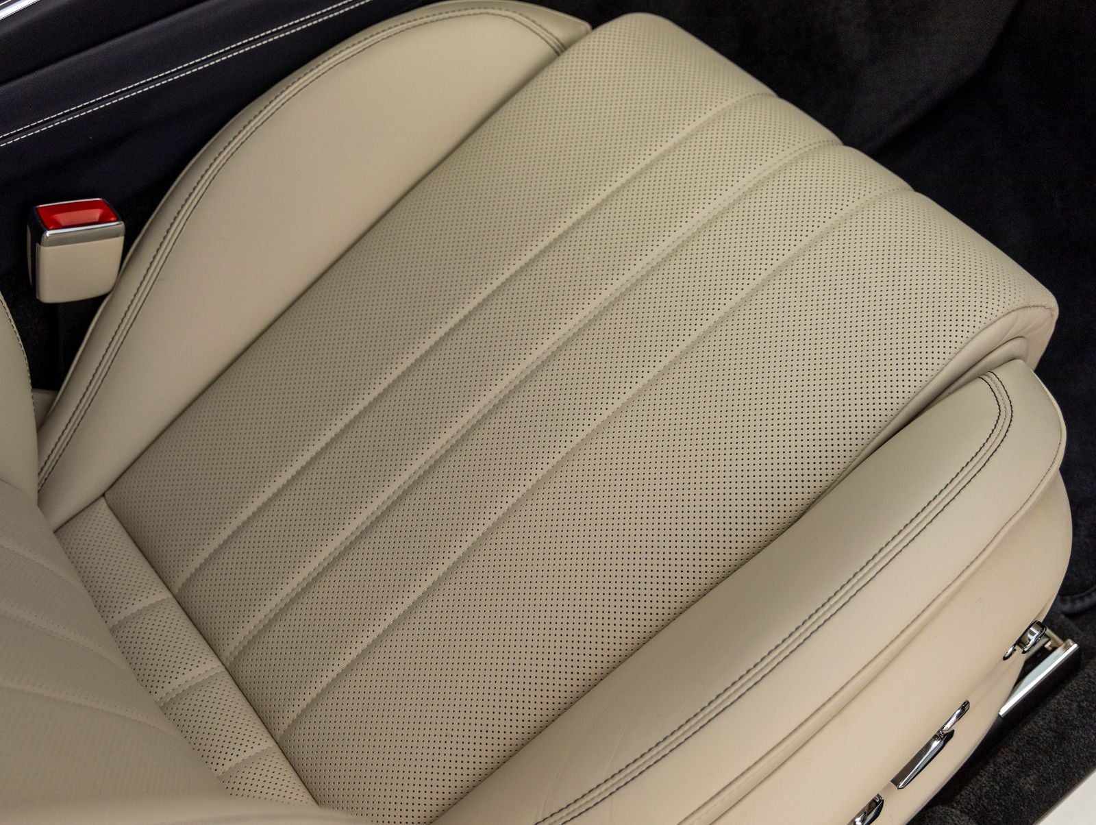 2026 Bentley Flying Spur Base