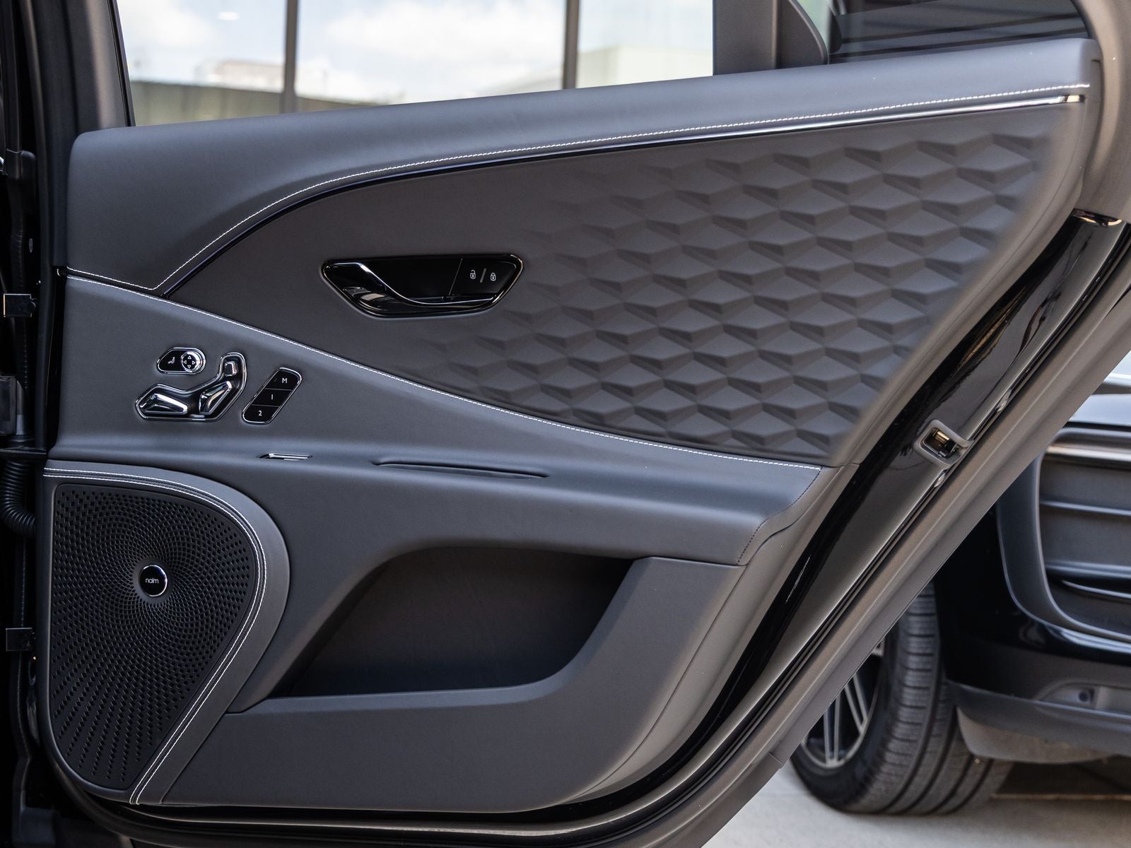 2025 Bentley Flying Spur Speed