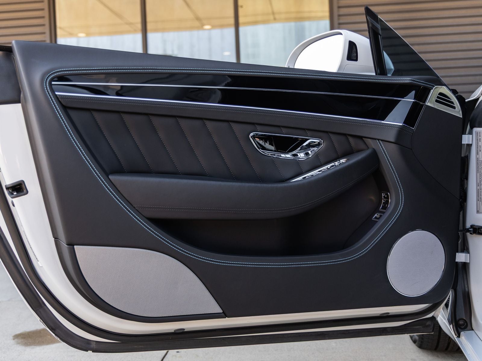 2024 Bentley Continental GT V8