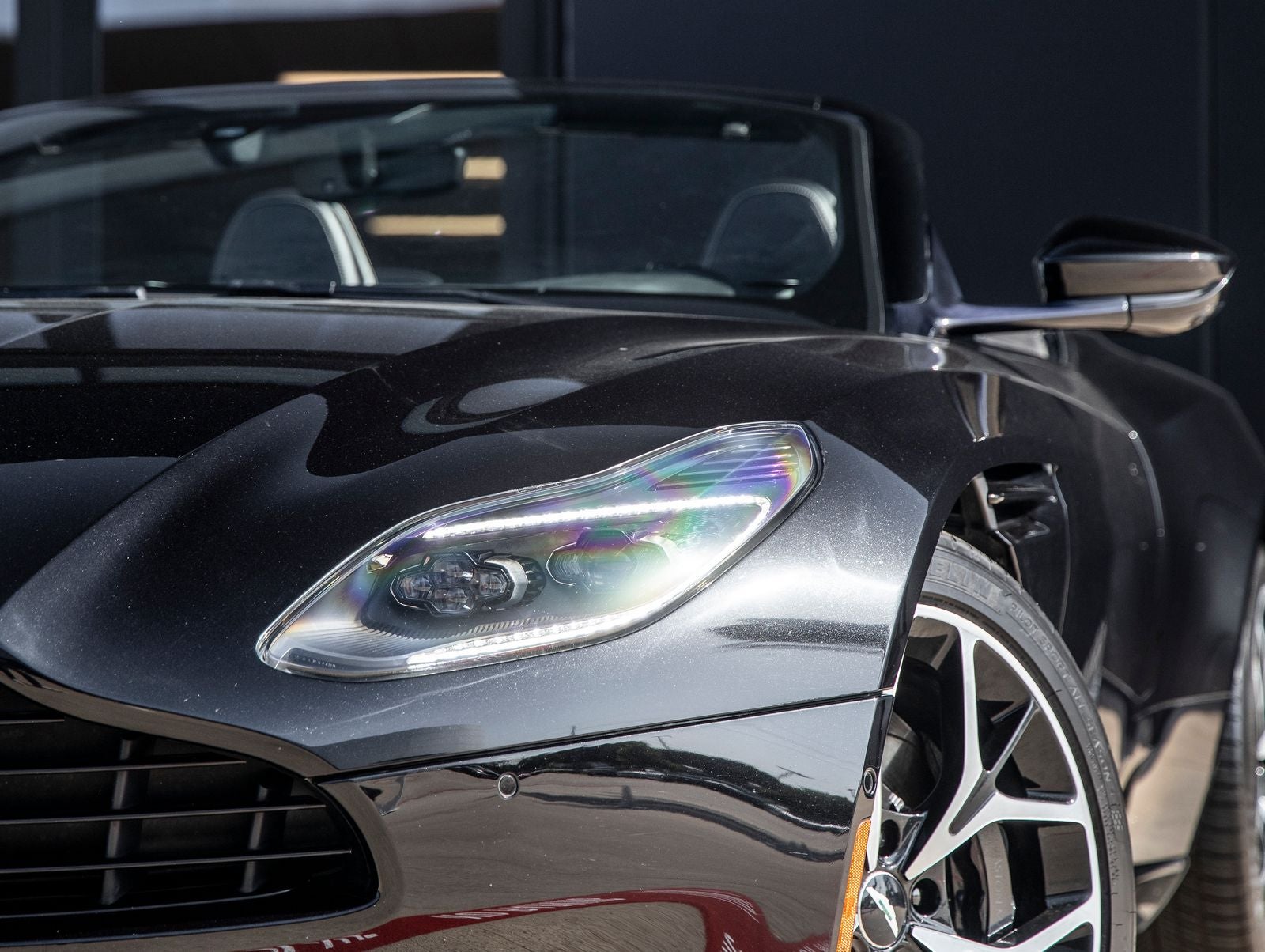 2019 Aston Martin DB11 Volante