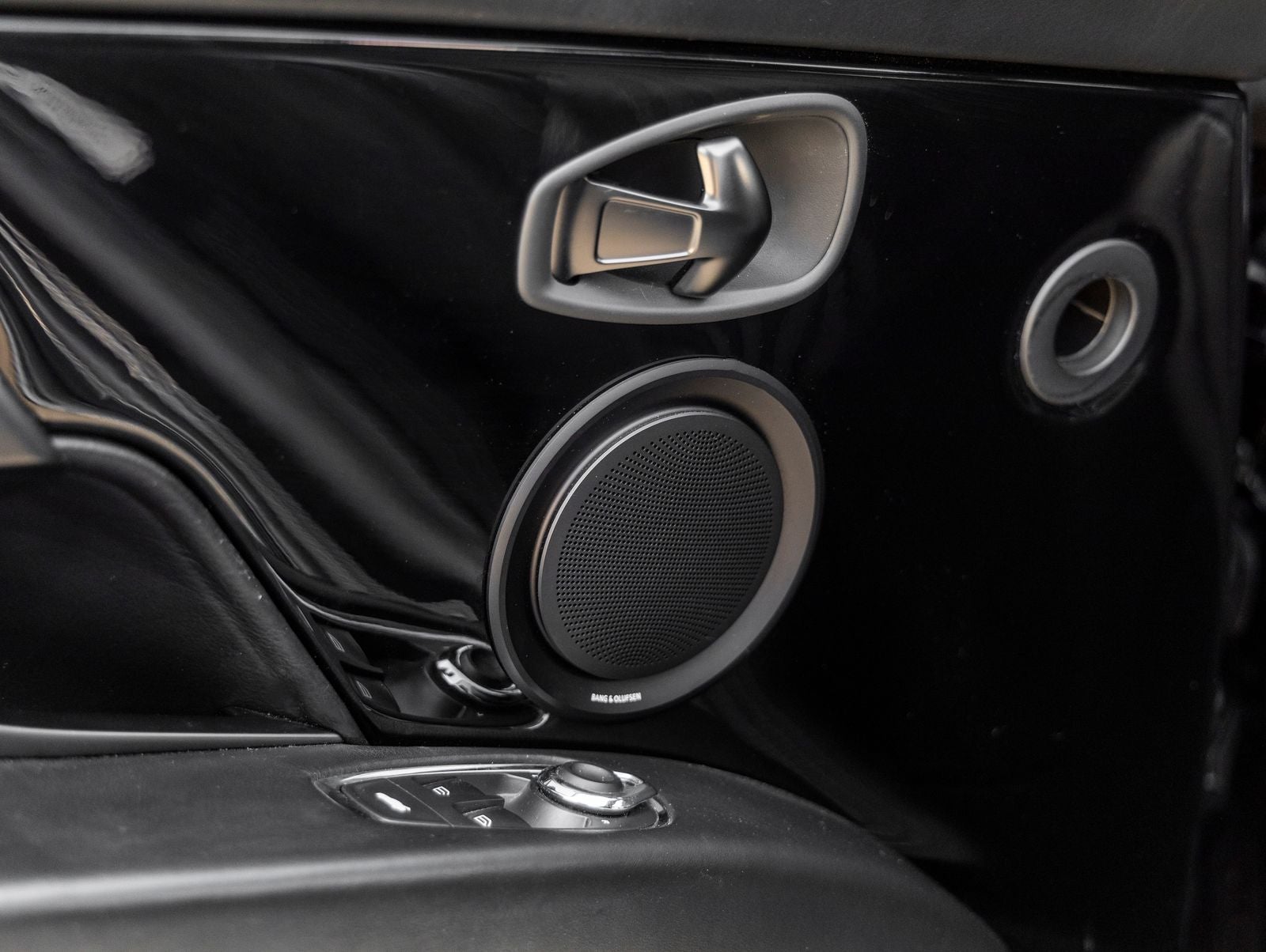 2019 Aston Martin DB11 Volante